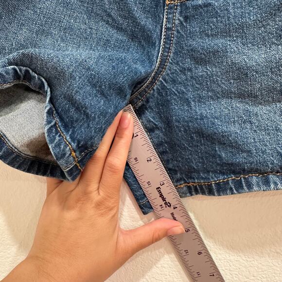 Isabel Maternity Shorts Women's Size 10 Midi Short Stretchy Blue Medium Wash - Picture 5 of 7